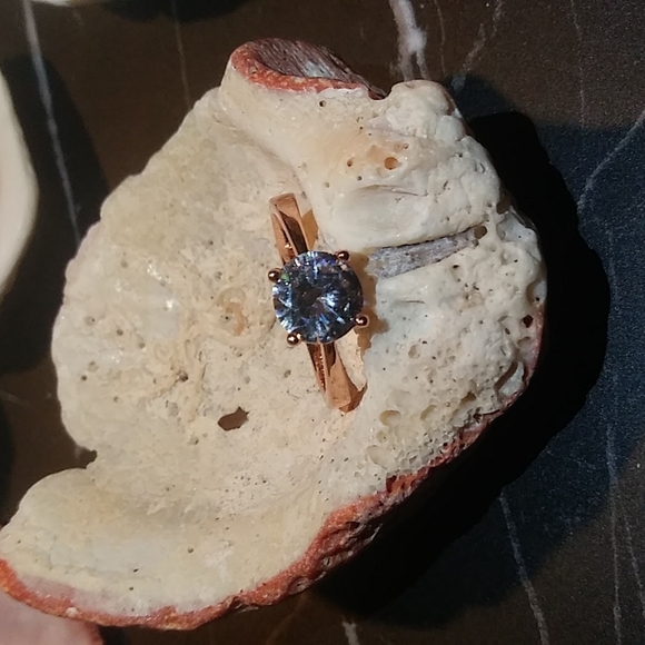 Solitaire Diamond Engagement / Wedding Ring 2ct - Picture 8 of 8